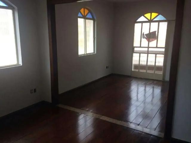Casa / Sobrado para Venda em Belo Horizonte/MG Santa Efigênia 3 Quartos