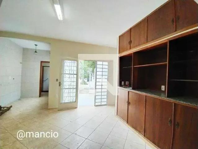 Casa / Sobrado para Venda em Belo Horizonte/MG Santa Efigênia 3 Quartos
