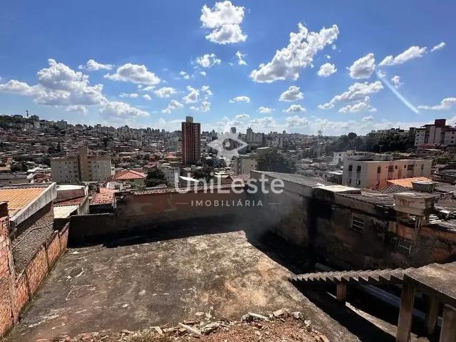Casa / Sobrado para Venda em Belo Horizonte/MG Santa Efigênia 4 Quartos