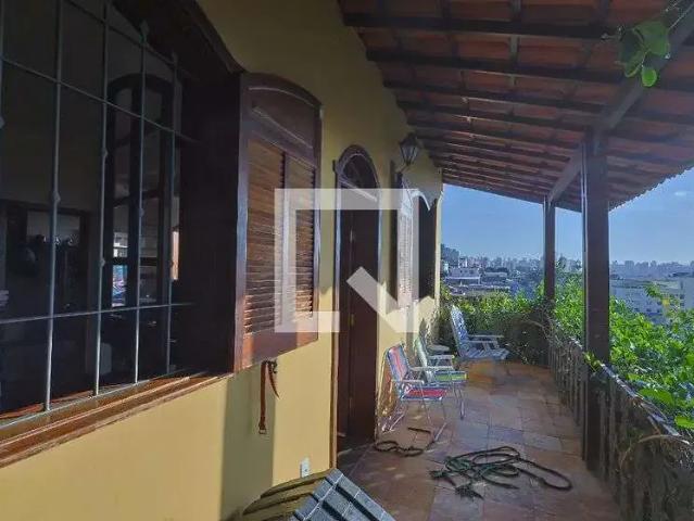 Casa / Sobrado para Venda em Belo Horizonte/MG Santa Efigênia 5 Quartos