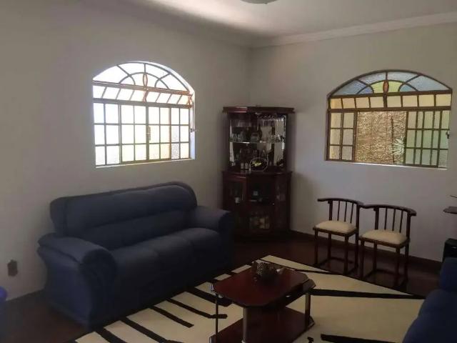 Casa / Sobrado para Venda em Belo Horizonte/MG Santa Inês 4 Quartos