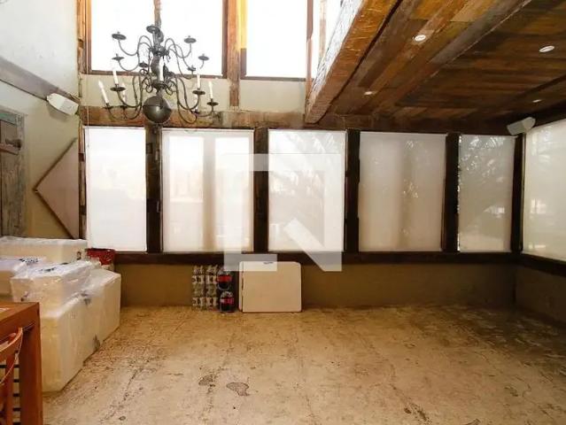 Casa / Sobrado para Venda em Belo Horizonte/MG Santa Lúcia 3 Quartos