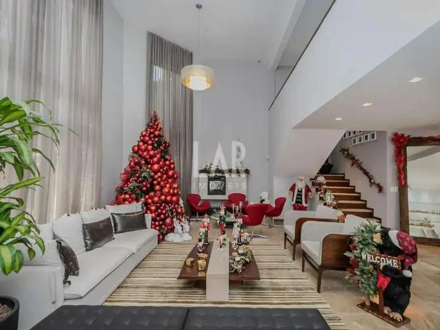 Casa / Sobrado para Venda em Belo Horizonte/MG Santa Lúcia 3 Quartos