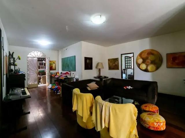 Casa / Sobrado para Venda em Belo Horizonte/MG Santa Lúcia 3 Quartos