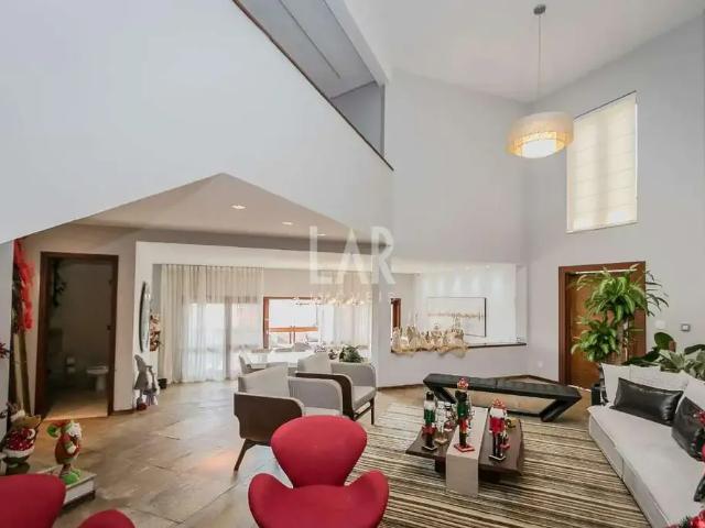 Casa / Sobrado para Venda em Belo Horizonte/MG Santa Lúcia 3 Quartos