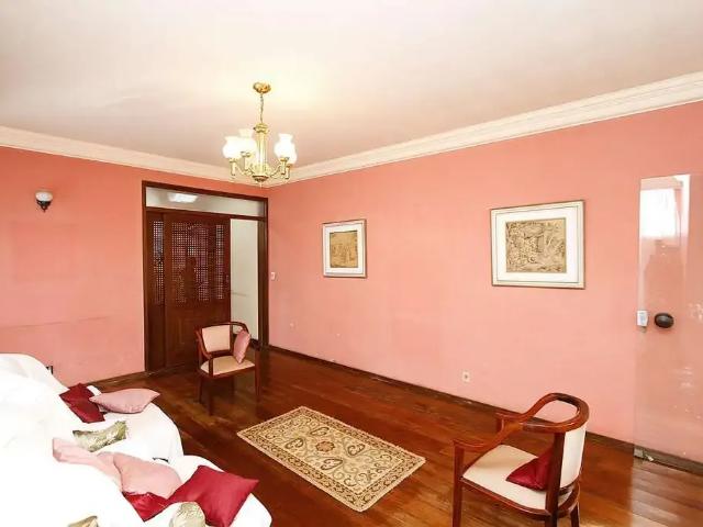 Casa / Sobrado para Venda em Belo Horizonte/MG Santa Lúcia 4 Quartos