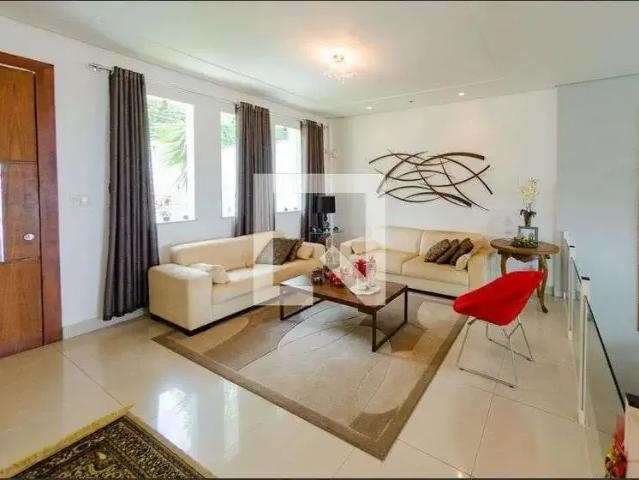 Casa / Sobrado para Venda em Belo Horizonte/MG Santa Lúcia 4 Quartos