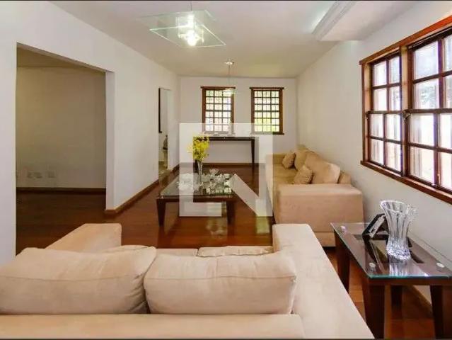 Casa / Sobrado para Venda em Belo Horizonte/MG Santa Lúcia 4 Quartos