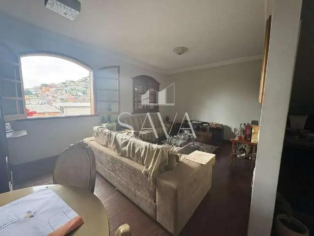 Casa / Sobrado para Venda em Belo Horizonte/MG Santa Lúcia 4 Quartos
