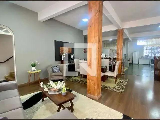 Casa / Sobrado para Venda em Belo Horizonte/MG Santa Lúcia 4 Quartos