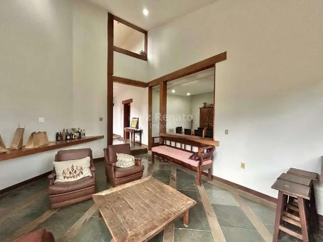 Casa / Sobrado para Venda em Belo Horizonte/MG Santa Lúcia 4 Quartos