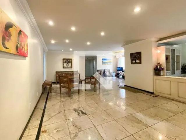 Casa / Sobrado para Venda em Belo Horizonte/MG Santa Lúcia 4 Quartos