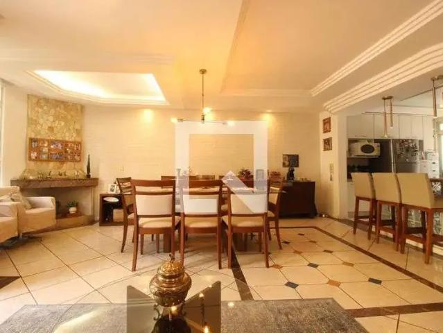 Casa / Sobrado para Venda em Belo Horizonte/MG Santa Lúcia 4 Quartos