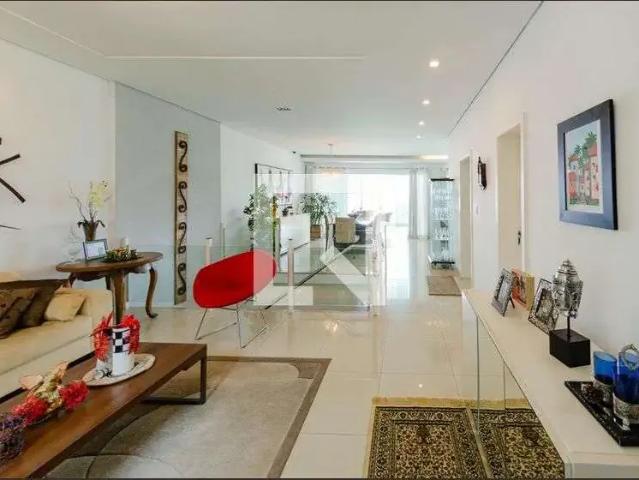 Casa / Sobrado para Venda em Belo Horizonte/MG Santa Lúcia 4 Quartos