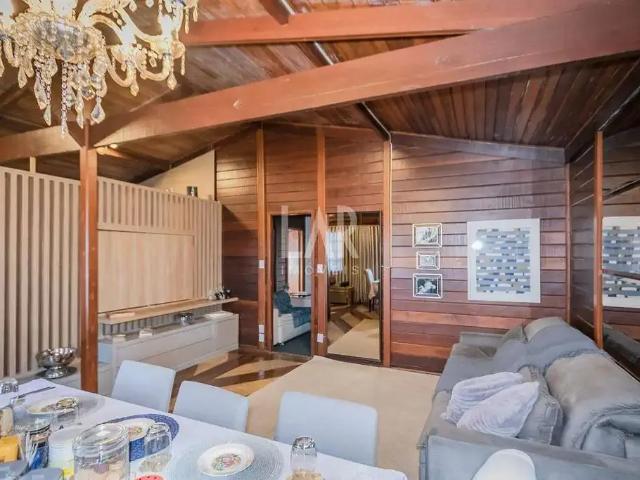 Casa / Sobrado para Venda em Belo Horizonte/MG Santa Lúcia 4 Quartos
