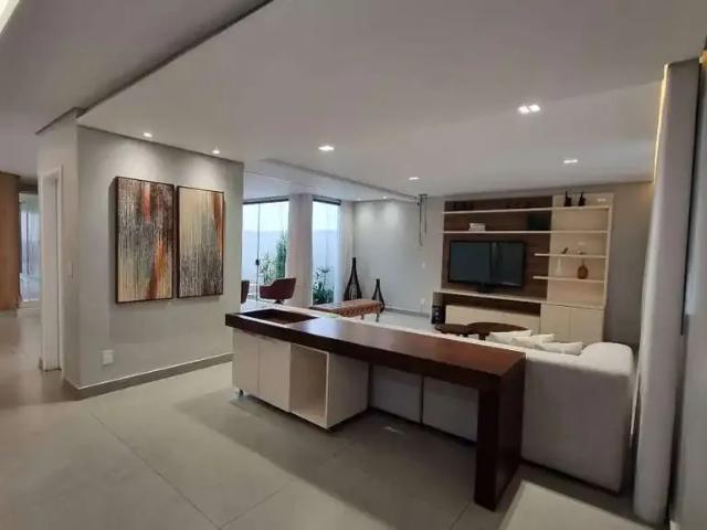 Casa / Sobrado para Venda em Belo Horizonte/MG Santa Lúcia 4 Quartos