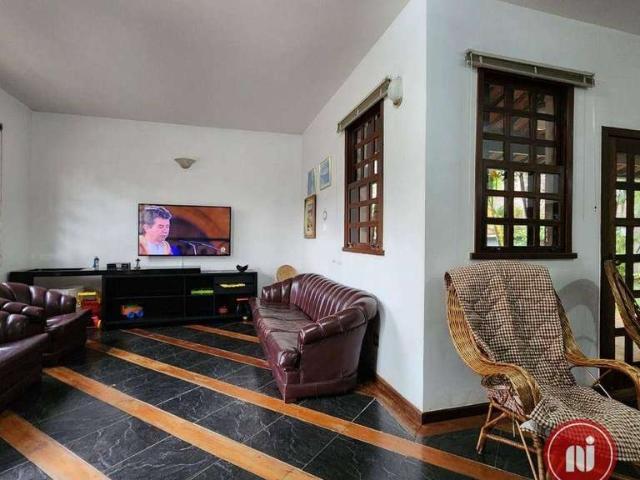 Casa / Sobrado para Venda em Belo Horizonte/MG Santa Lúcia 4 Quartos