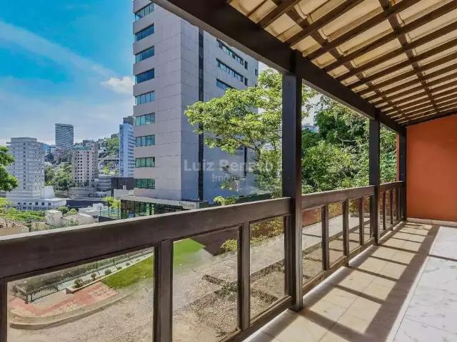 Casa / Sobrado para Venda em Belo Horizonte/MG Santa Lúcia 4 Quartos
