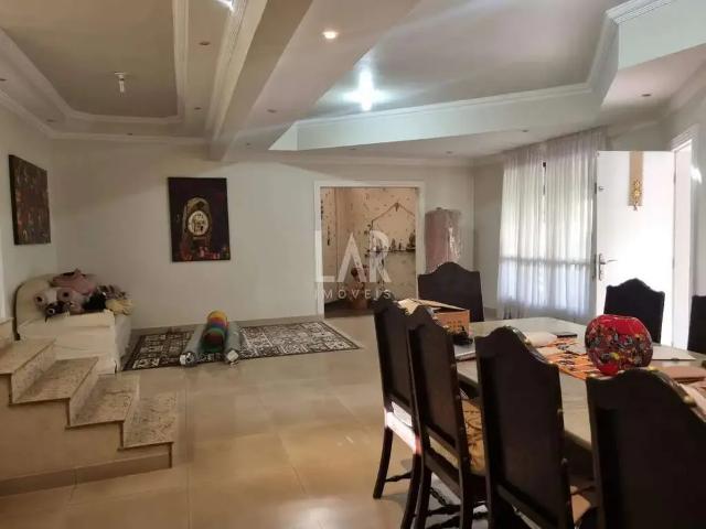 Casa / Sobrado para Venda em Belo Horizonte/MG Santa Lúcia 4 Quartos