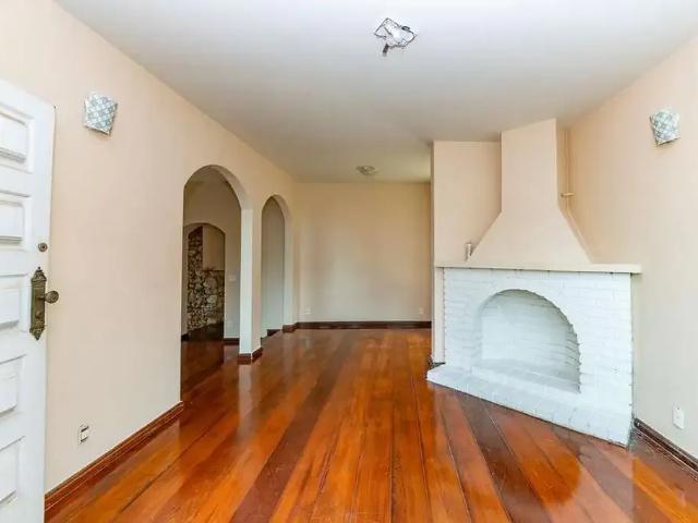 Casa / Sobrado para Venda em Belo Horizonte/MG Santa Lúcia 4 Quartos