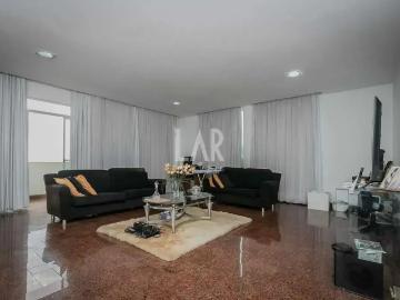 Casa / Sobrado para Venda em Belo Horizonte/MG Santa Lúcia 5 Quartos