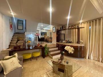 Casa / Sobrado para Venda em Belo Horizonte/MG Santa Lúcia 5 Quartos