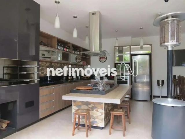 Casa / Sobrado para Venda em Belo Horizonte/MG Santa Lúcia 5 Quartos