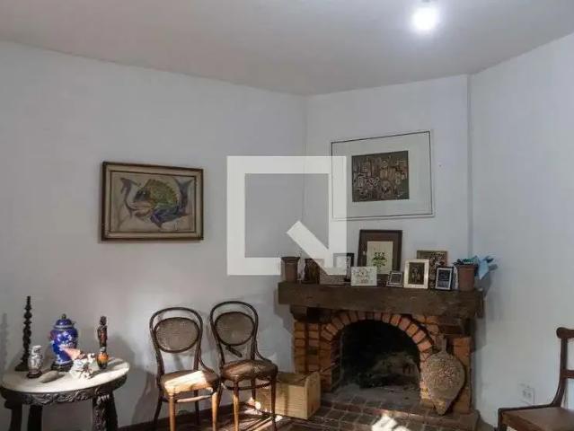 Casa / Sobrado para Venda em Belo Horizonte/MG Santa Lúcia 6 Quartos