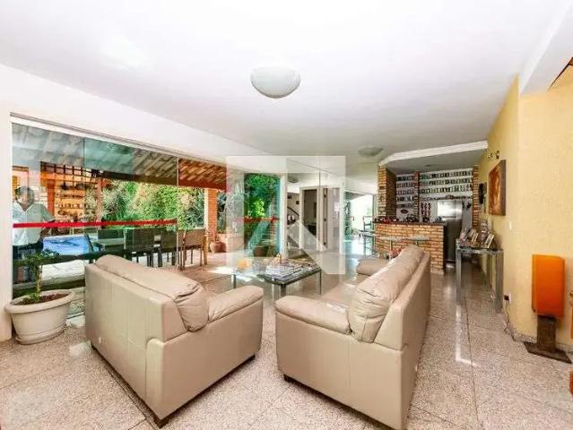 Casa / Sobrado para Venda em Belo Horizonte/MG Santa Lúcia 6 Quartos