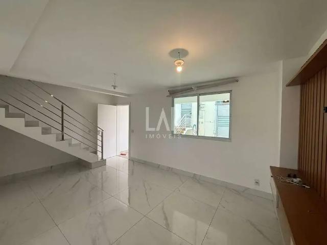 Casa / Sobrado para Venda em Belo Horizonte/MG Santa Rosa 3 Quartos