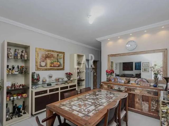 Casa / Sobrado para Venda em Belo Horizonte/MG Santa Rosa 3 Quartos