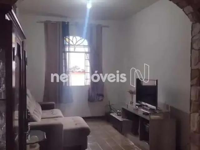 Casa / Sobrado para Venda em Belo Horizonte/MG Santa Rosa 3 Quartos