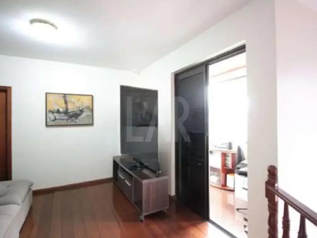 Casa / Sobrado para Venda em Belo Horizonte/MG Santa Rosa 4 Quartos