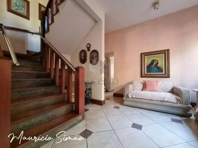 Casa / Sobrado para Venda em Belo Horizonte/MG Santa Tereza 5 Quartos