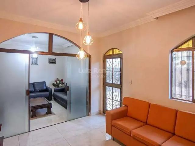 Casa / Sobrado para Venda em Belo Horizonte/MG Santa Tereza 6 Quartos