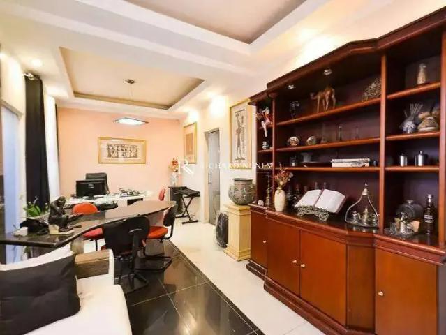 Casa / Sobrado para Venda em Belo Horizonte/MG Santa Tereza 6 Quartos