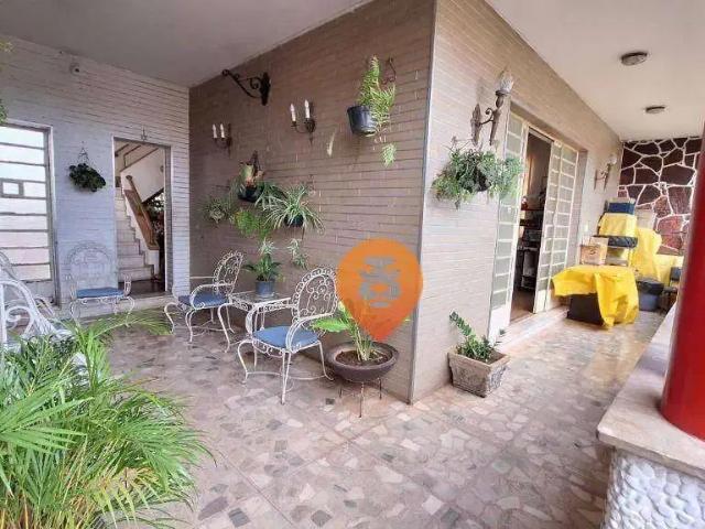 Casa / Sobrado para Venda em Belo Horizonte/MG Santa Tereza 8 Quartos