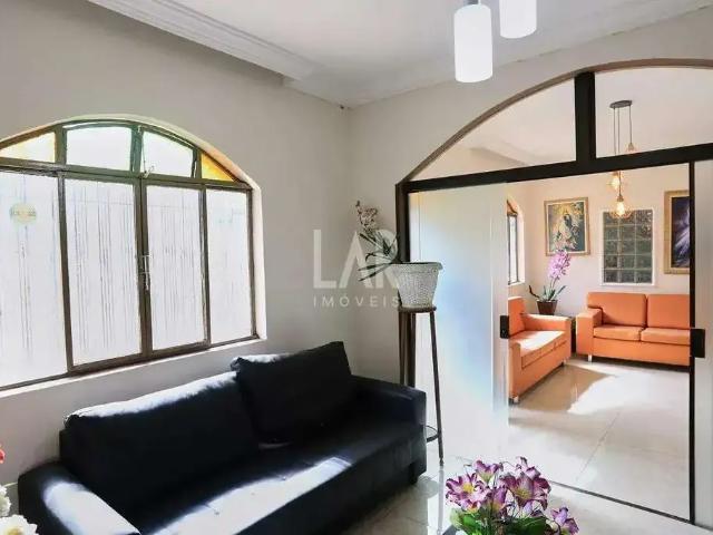 Casa / Sobrado para Venda em Belo Horizonte/MG Santa Tereza 3 Quartos