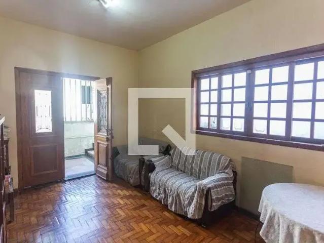 Casa / Sobrado para Venda em Belo Horizonte/MG Santa Tereza 3 Quartos