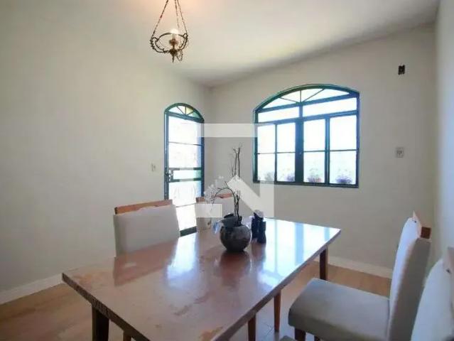 Casa / Sobrado para Venda em Belo Horizonte/MG Santa Tereza 3 Quartos