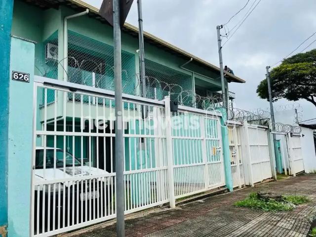 Casa / Sobrado para Venda em Belo Horizonte/MG Santa Terezinha 2 Quartos