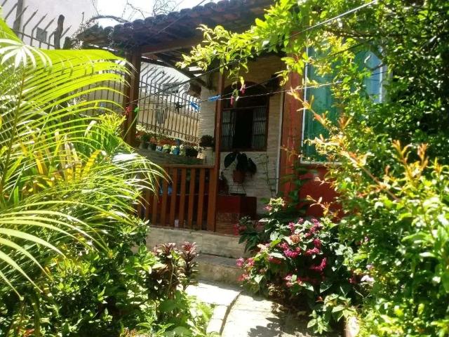 Casa / Sobrado para Venda em Belo Horizonte/MG Santo Antônio 3 Quartos
