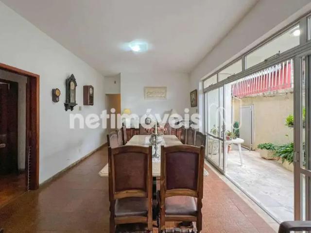 Casa / Sobrado para Venda em Belo Horizonte/MG Santo Antônio 8 Quartos