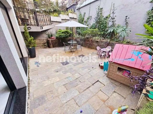 Casa / Sobrado para Venda em Belo Horizonte/MG Santo Antônio 5 Quartos