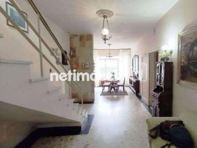 Casa / Sobrado para Venda em Belo Horizonte/MG Serra 3 Quartos