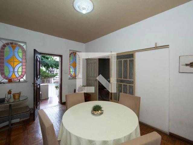 Casa / Sobrado para Venda em Belo Horizonte/MG Serra 3 Quartos