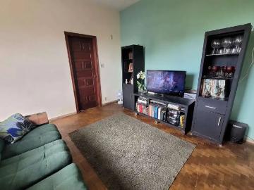 Praça Cidade do Porto - Garagem, Área de serviço