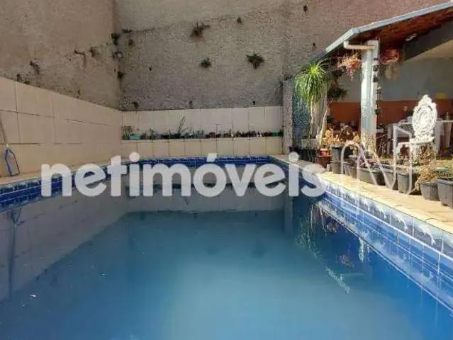 Casa / Sobrado para Venda em Belo Horizonte/MG Serra 4 Quartos