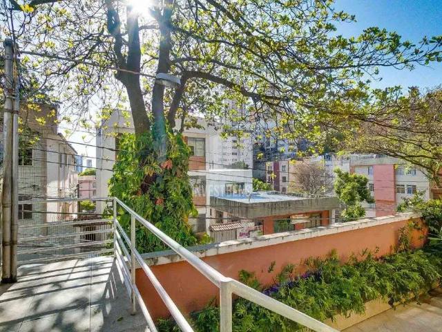 Casa / Sobrado para Venda em Belo Horizonte/MG Serra 4 Quartos