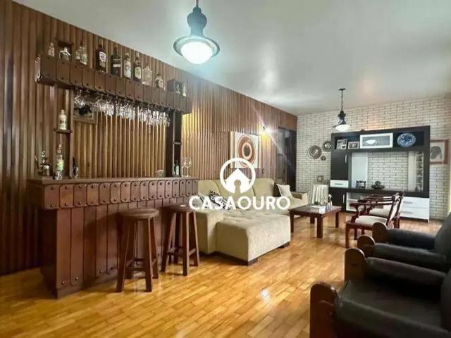 Casa / Sobrado para Venda em Belo Horizonte/MG Serra 4 Quartos
